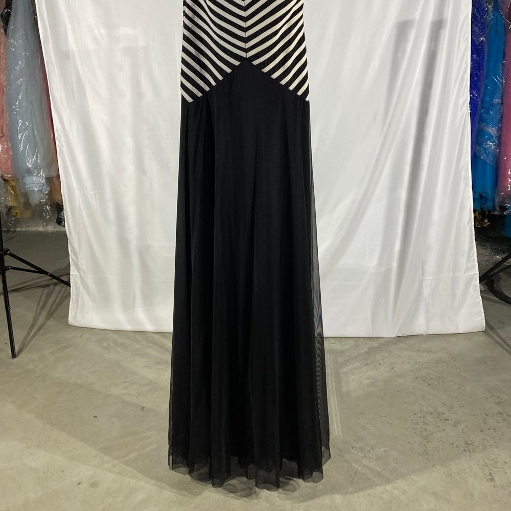 JS Collection - Dress - Picture 2 of 6